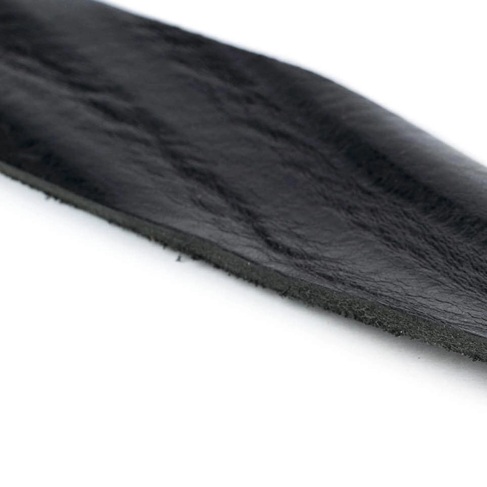 Black Womens Leather Belt For Jeans With Silver Buckle 4 Black Womens Leather Belt For Jeans With Silver Buckle - Image 2