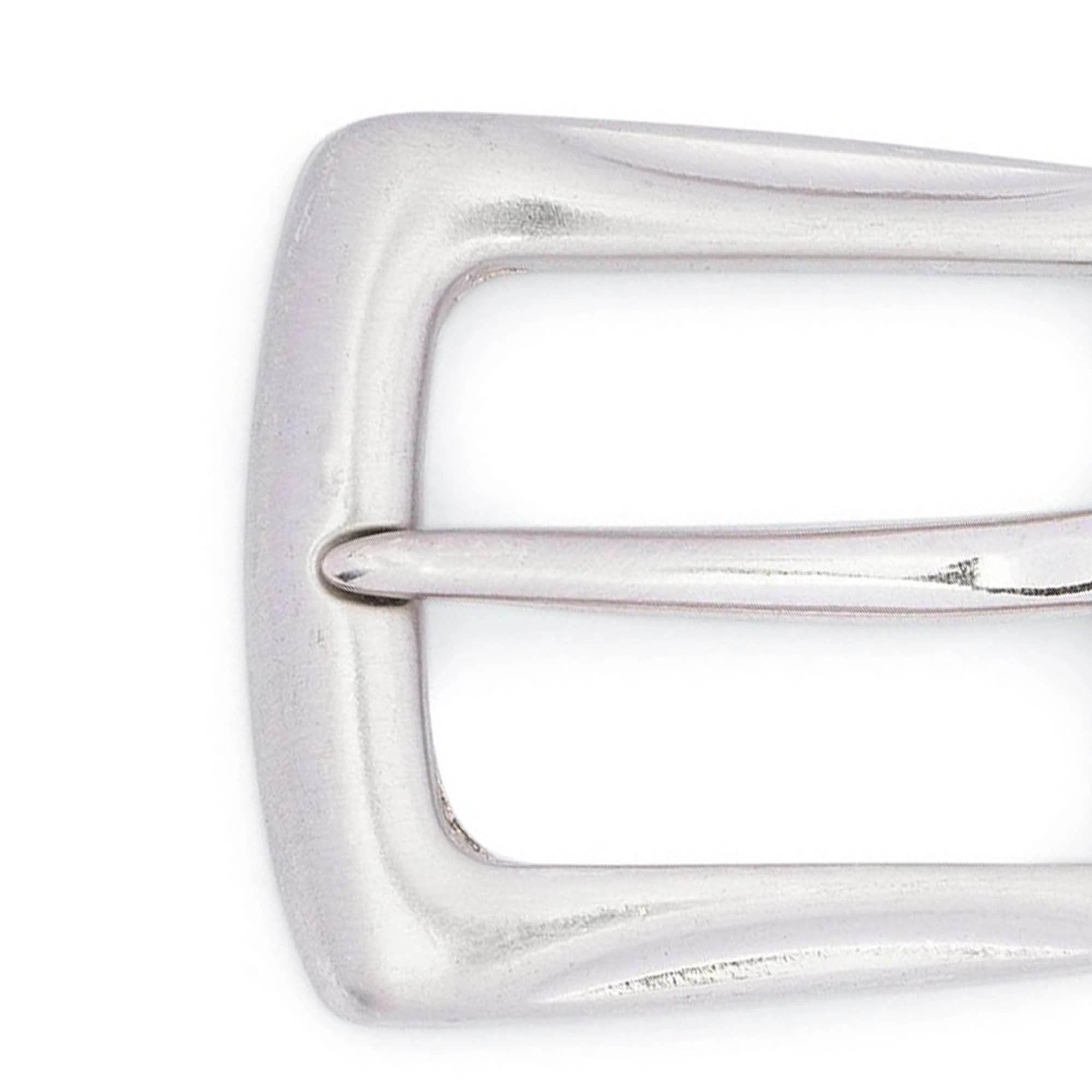 White Leather Casual Mens Belt With Stylish Buckle 10 White Leather Casual Mens Belt With Stylish Buckle - Image 8