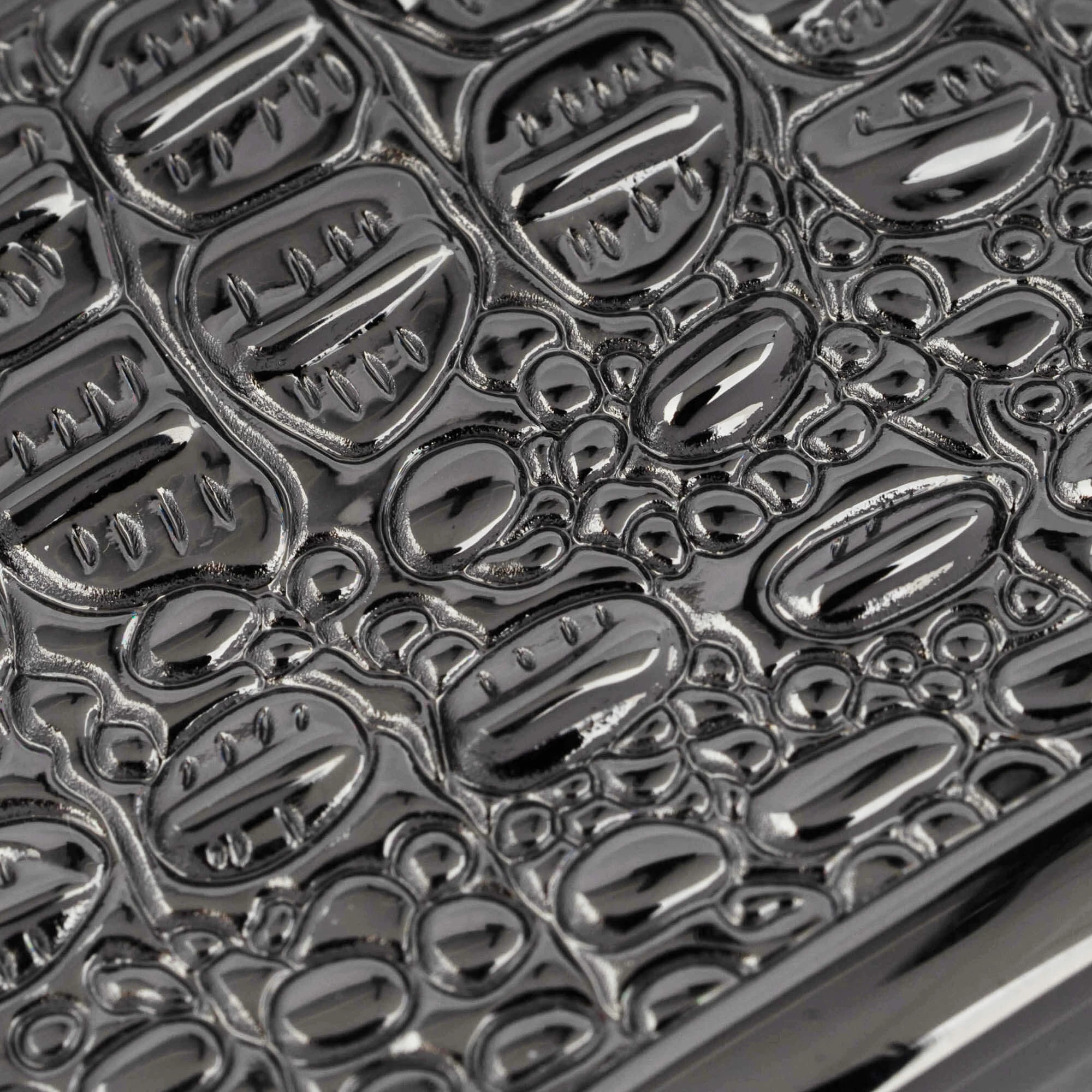 Gunmetal Ratcheting Belt Buckle – Croco Emboss 5 Gunmetal Ratcheting Belt Buckle – Croco Emboss - Image 3